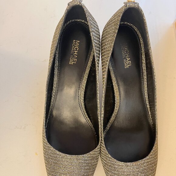 Michael Kors Jenna Flex Mesh Pump - Picture 5 of 6